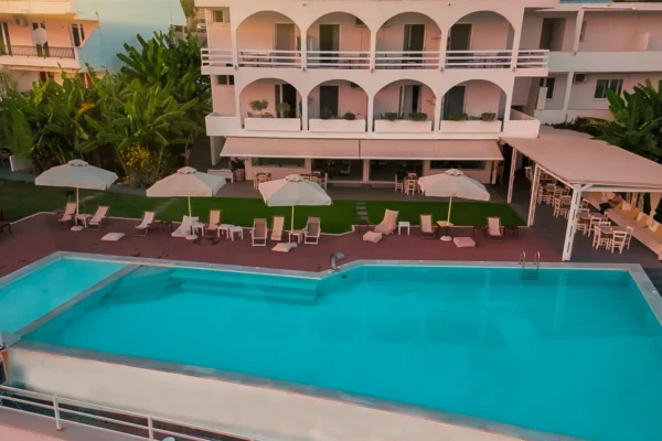 Swimming-pool-Triton Swimming-pool-Triton