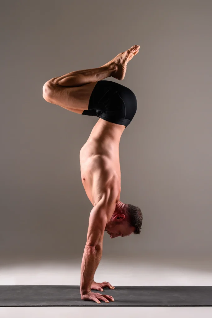 Martin Sittek Martin Sittek handstand